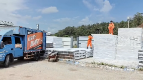 圍擋選錯一款，工地多折騰！龍崗學(xué)校建設(shè)工地用需要1000平方米發(fā)貨